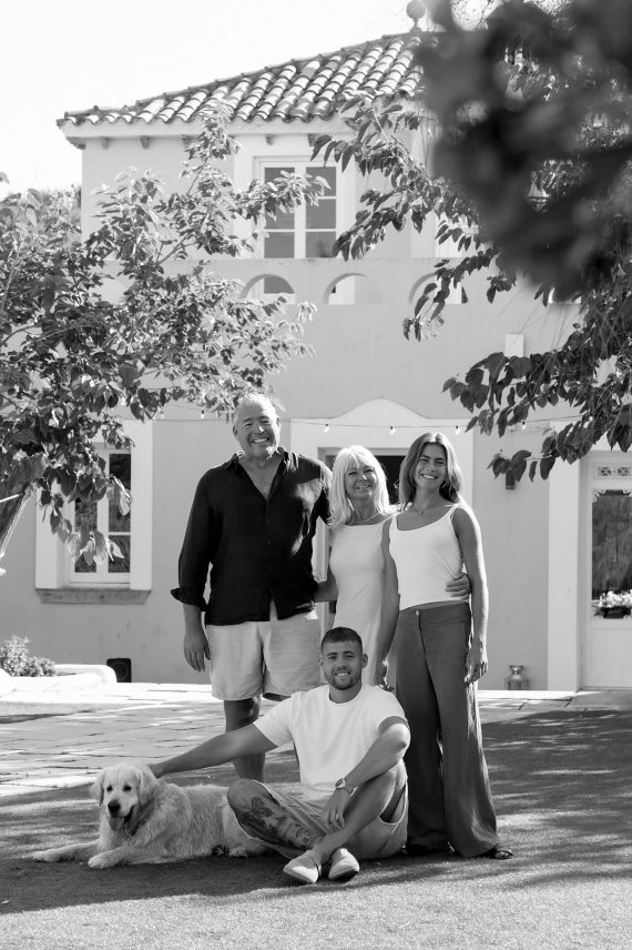 reportaje-luz-y-alma-retrato-blanco-negro-familia-2-1
