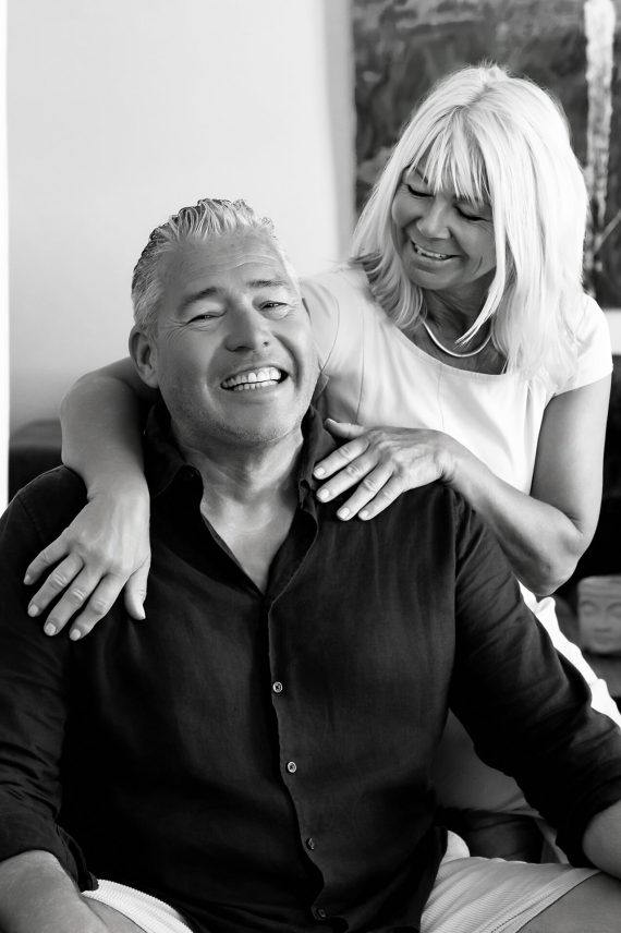 reportaje-luz-y-alma-retrato-blanco-negro-familia-2-5